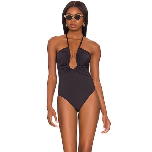 Good American Tops - 🆕️ Good American Leilani Bodysuit